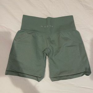 NVGTN SHORTS SZ SMALL LIKE NEW